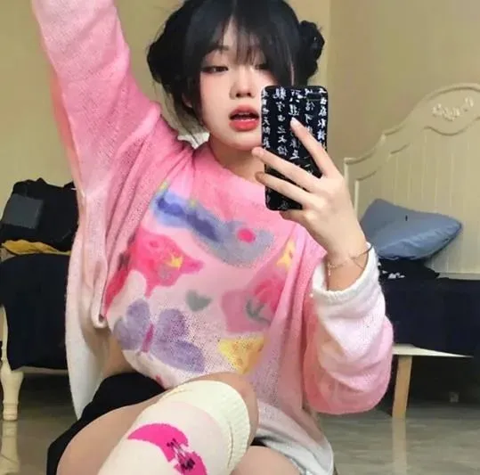 【极致虐心】《任意依恋》金宇彬裴秀智：顶级大明星与卑微纪录片导演的悲情绝恋